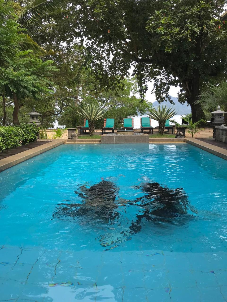 The Village Bunaken Exteriör bild